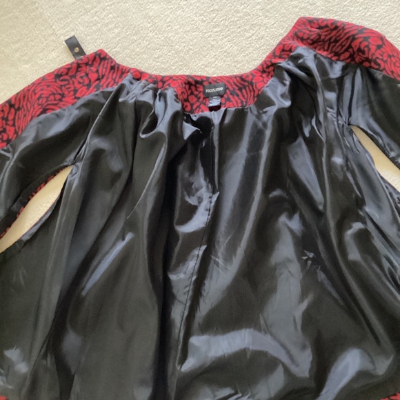 Season Ready Chic Red Cape - Picture 5 of 5